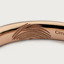 Cargar imagen en el visor de la galería, LOVE MARK WEDDING BAND ORGANIC Rose gold